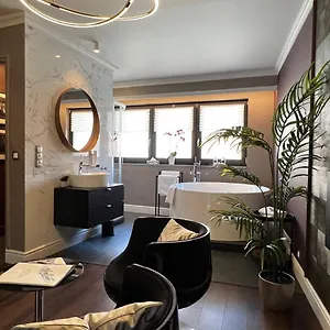 Margareta Garden & 2*, אגר הונגריה