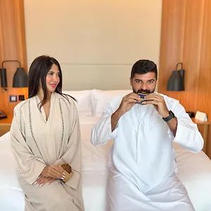 Hotell Doubletree By Hilton - Business Bay Dubai